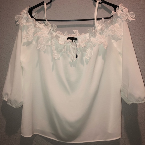 Top - Picture 2 of 2